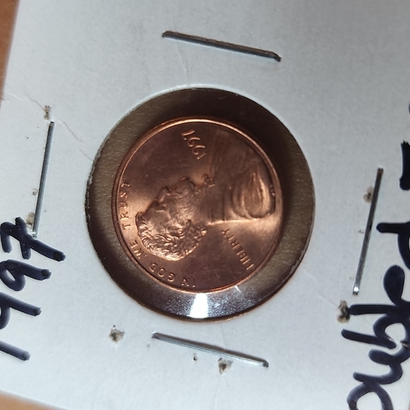 1997 Double Ear Lincoln Penny - Picture 1 of 4